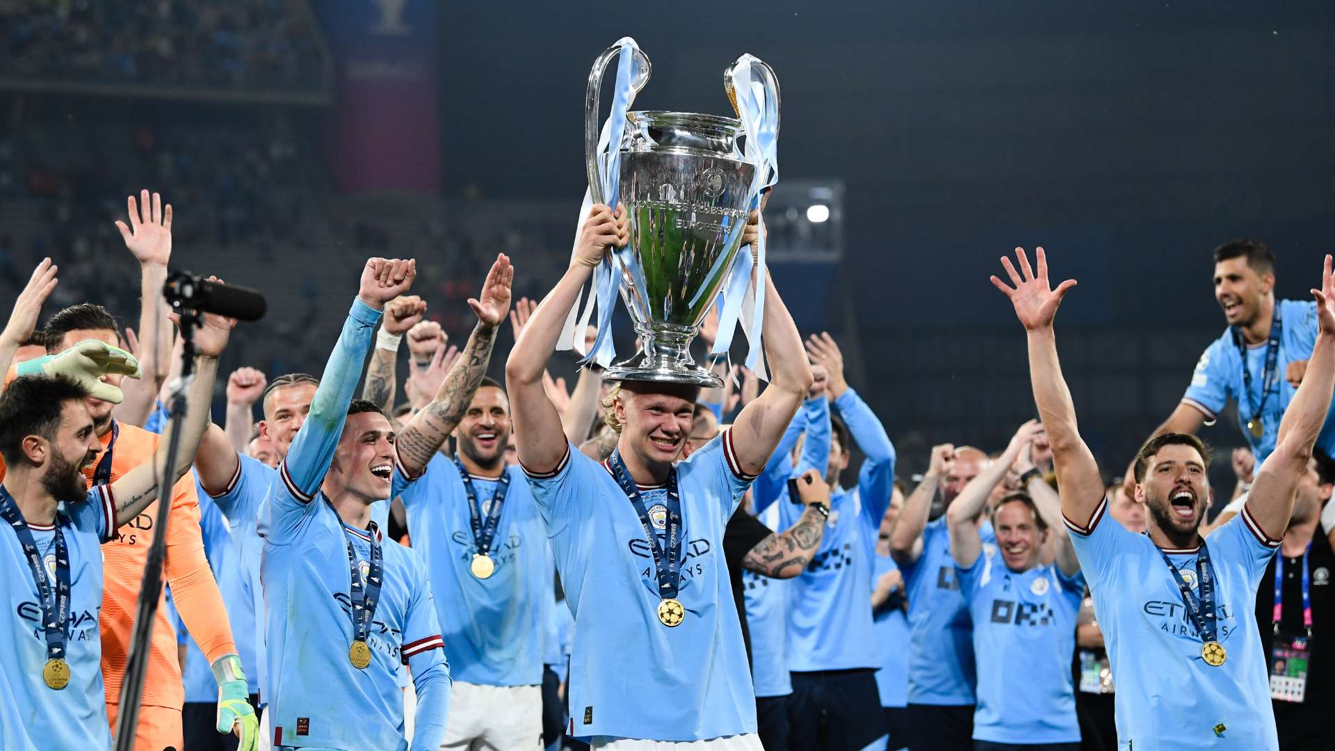 个决定都受 个决定都受